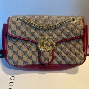 Gucci Marmont bag